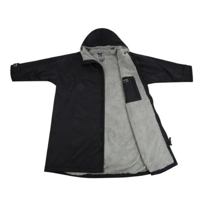 REGATTA WATERPROOF CHANGING ROBE BLACK - Image 6